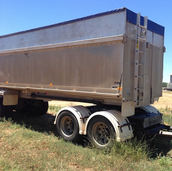 Muscat Quad Dog 26ft Trucks & Trailers Truck and Dog